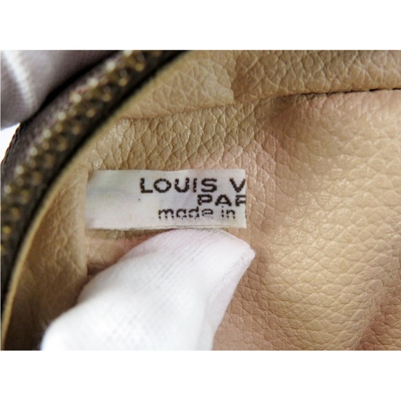 Louis Vuitton Monogram Brown Toiletry Bag - Picture 15 of 16